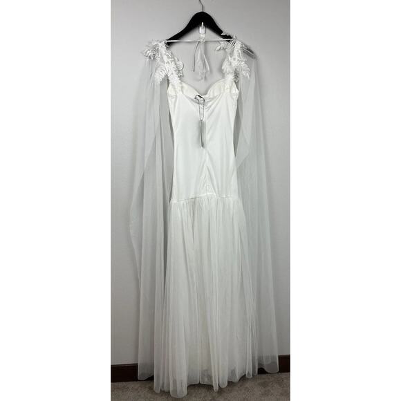 Women's Celeste Maxi Party Wedding White Dress Fashion Nova Size X-Small NWT - Picture 3 of 16